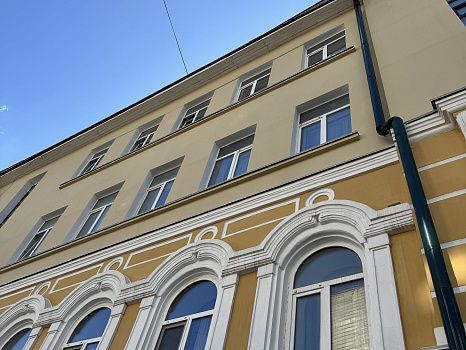 Заменили окно арочной формы в сталинке фото